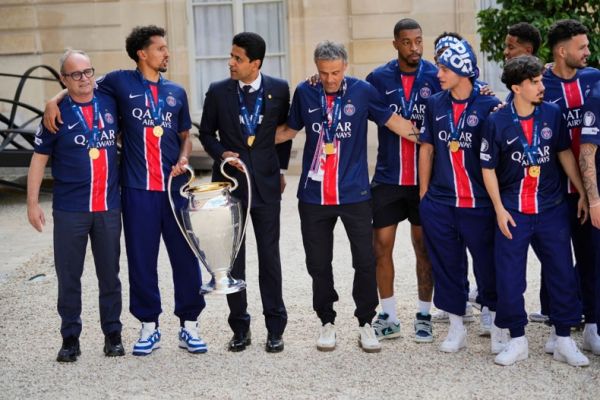  صحبت‌های رییس جمهور فرانسه در جشن قهرمانی پاریسن ژرمن در کاخ الیزه