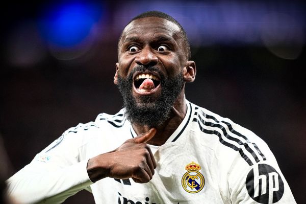 واکنش بازیکن رئال مادرید به پیشنهاد تیم عربستانی چه بود