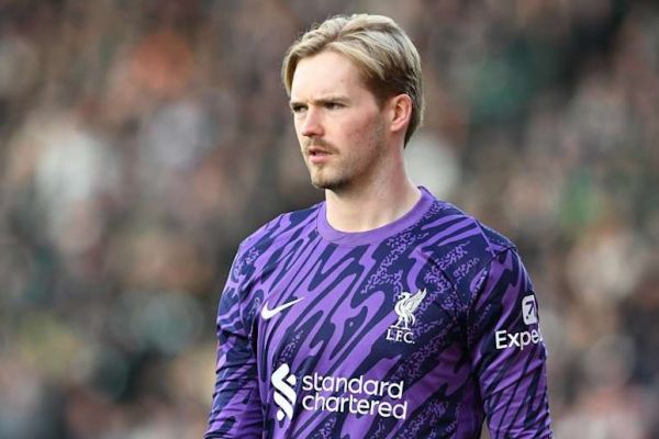 توافق لیورپول و برنتفورد بر سر انتقال سنگربان ایرلندی