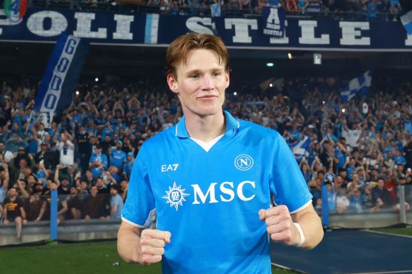  آمار ستاره ناپولی بهتر از یامال  هواداران  او باید توپ طلا ببرد