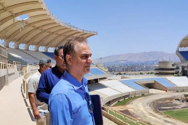  روشنک  قول داده‌اند مشکلات ورزشگاه پارس برطرف شود