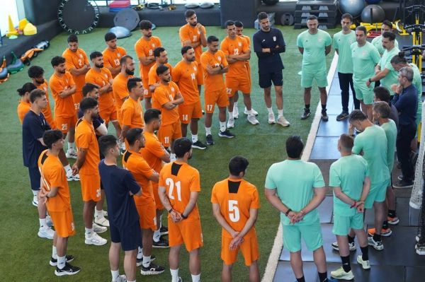 همراهی 4 پیشکسوت در سفر تیم ملی به قطر