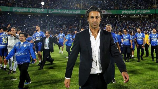 یادداشتی خواندنی در سالروز تولد ۴۹ فرهاد مجیدی؛ غیرقابل پیشبینیترین محبوبِ آبیها