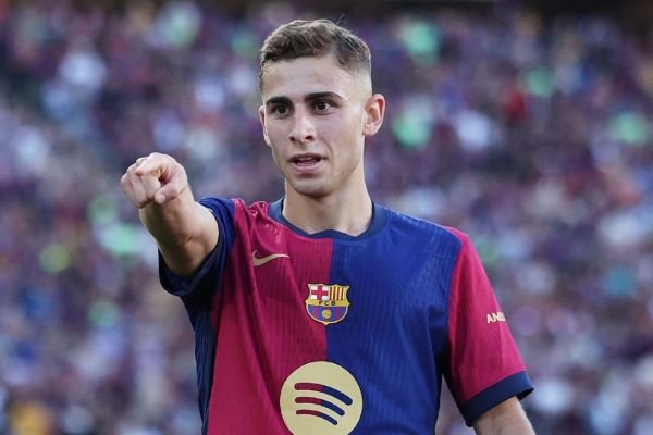 واکنش ستاره جوان بارسلونا به شایعات جداییاش از آبی اناریها