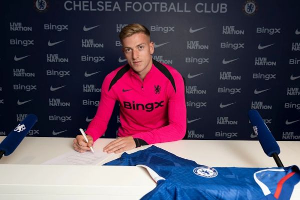  رسمی؛ ستاره انگلیسی به چلسی پیوست