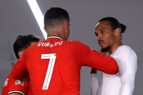 عکس؛ خوش و بش رونالدو با ستارهای که ممکن است به تیم عربستانی برود