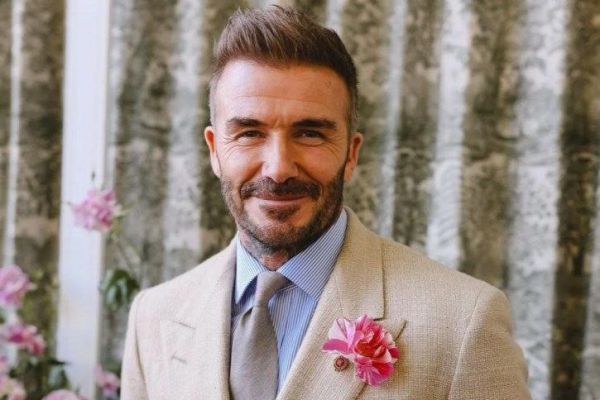 دیوید بکام سرانجام لقب شوالیه دریافت خواهد کرد