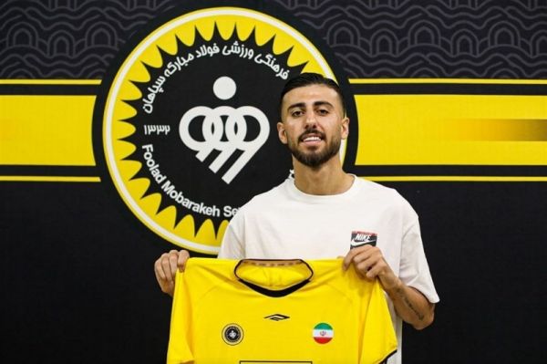 عسکری به سپاهان پیوست