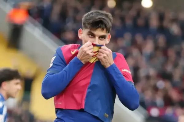  بازیکن بارسلونا  هنوز هم می‌گویم که گل اینتر باید مردود می‌شد