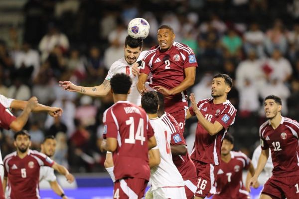 تماشاگر مصدوم بازی ایران و قطر عکس