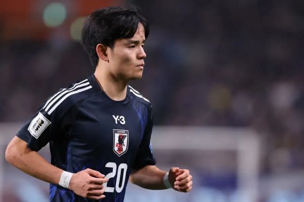 تمایل بایرن مونیخ به جذب وینگر ژاپنی