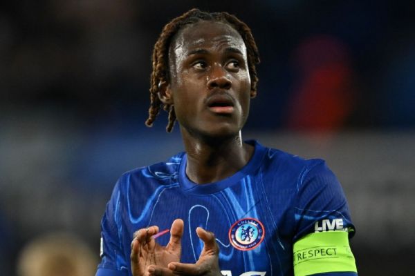 قهرمان سری آ به دنبال مدافع چلسی