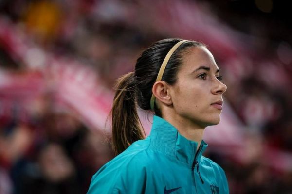 ستاره زنان بارسلونا یامال به توپ طلایم دست نزد