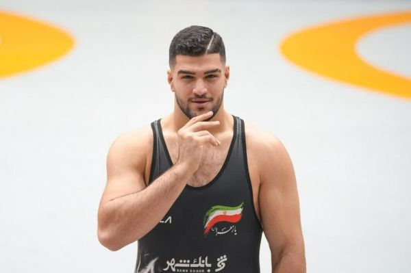  سایت ارمنی  معصومی زیر پرچم ارمنستان کشتی می‌گیرد