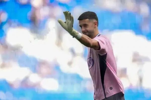 دروازهبانی که میخواهد به بارسلونا برود، بهترین دروازهبان دنیا میشود