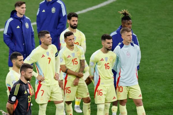  عصبانیت شدید هواداران بارسلونا از سرمربی اسپانیا