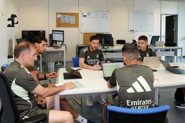 اتفاق جالب توجه در جلسه کادر فنی رئال مادرید