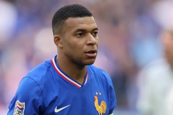 انتقاد صریح اسطوره فرانسوی از امباپه