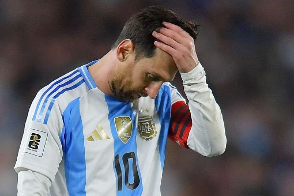 دلیل بیرون کشیدن مسی در بازی شب گذشته آرژانتین از زبان اسکالونی