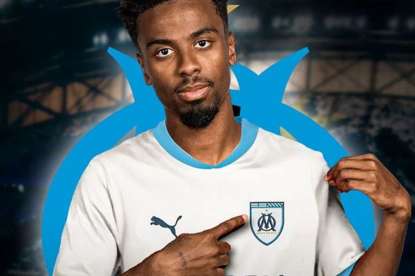  با اعلام رومانو، هافبک سابق منچستریونایتد به مارسی پیوست