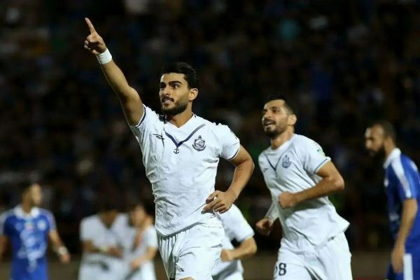  تماس ایجنت غندی‌پور با پرسپولیس پس از مذاکره با استقلال