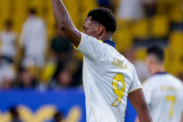 دوران و احتمال جدایی از النصر تنها چند ماه پس از انتقالی پر حاشیه به خاورمیانه