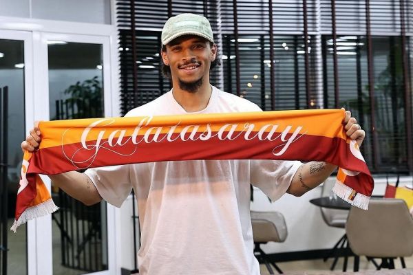  رسمی؛ لروی سانه به گالاتاسرای پیوست