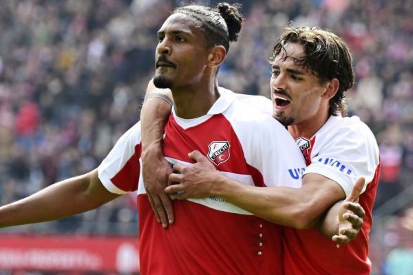 پایان همکاری غول آلمانی با مهاجم معروفش