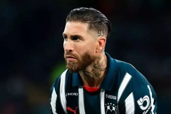  راموس چه کسی را شایسته توپ طلا می‌داند