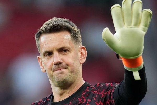  قرارداد دروازه‌بان باتجربه منچستریونایتد تمدید می‌شود