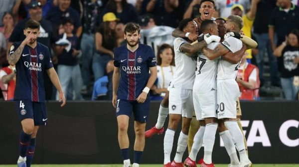 باخت قهرمان لیگ قهرمانان اروپا مقابل تیم برزیلی