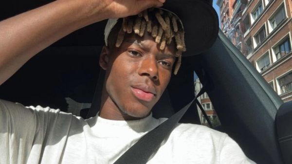 ستاره مدنظر بارسلونا تعطیلات خود را نیمهکاره رها کرد