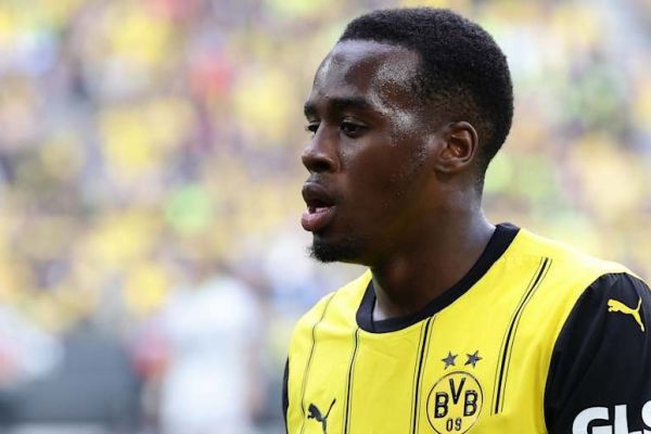 رقیب جدی چلسی در راه جذب ستاره دورتموند