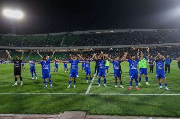 قدردانی باشگاه استقلال از سربازان وطن + عکس