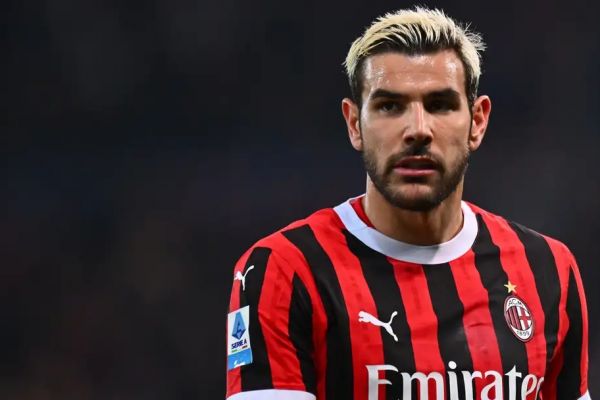  چراغ سبز ستاره میلان به الهلال