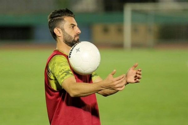  استوری جالب اسماعیل شریفات  زخمی شاید، زمین نمی‌خوریم  عکس