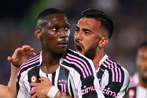  موضع مهاجم قرضی یوونتوس درباره آینده‌اش