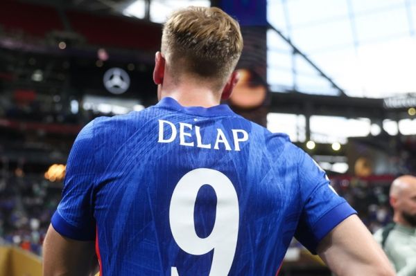  واکنش شماره 9 جدید چلسی به ادعای نفرین شده بودن این شماره پیراهن