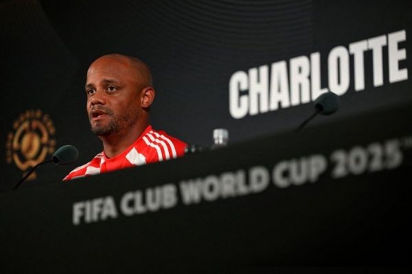  واکنش کمپانی به رویارویی با هم‌تیمی سابقش