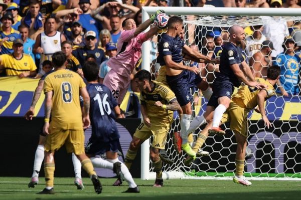  جایزه یک میلیون دلاری برای تیمی که 10 گل از بایرن مونیخ دریافت کرد