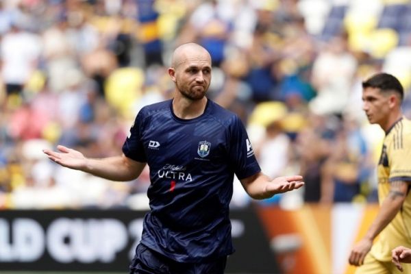  گلزنی یک معلم ورزش مقابل تیم سرشناس آرژانتینی