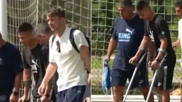  بازیکنی که با عصا در تمرین منچسترسیتی حاضر شد