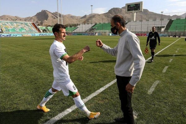  اسطوره‌ها روی نیمکت؛ دربی اصفهان حالا دیدن دارد