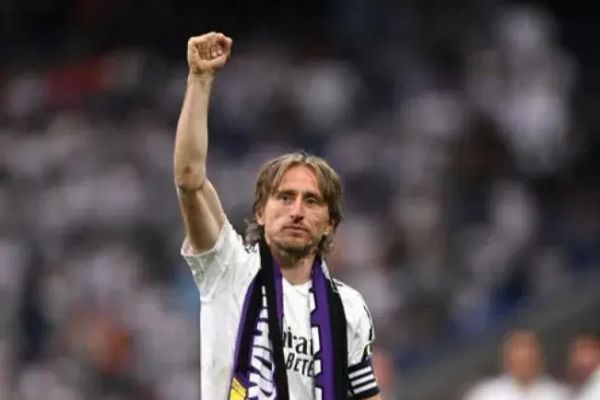  انتقاد ساری از انتقال قریب الوقوع مودریچ به میلان