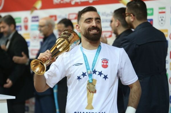 احمد عباسی باید برای پرچم و مردم ایران بجنگیم