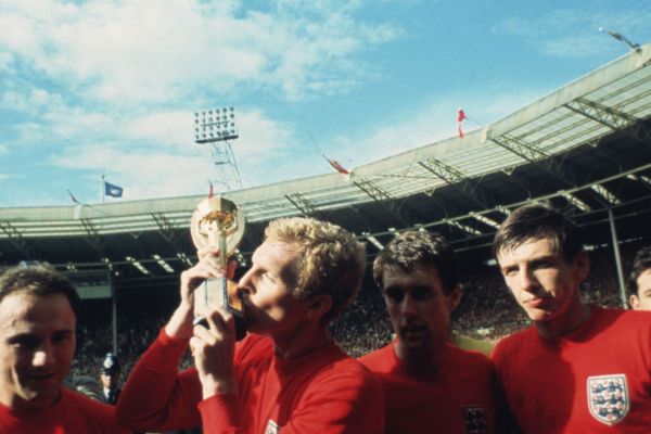  کمپین شوالیه‌گری بابی مور؛ اسطوره‌ای که باید مورد تقدیر قرار گیرد