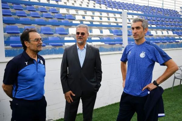 چراغپور علیه نظری جویباری از قرارداد خودمان به ما پاداش دادند