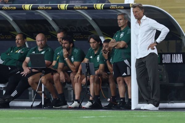  واکنش سرمربی عربستان به باخت تیمش مقابل مکزیک