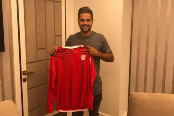  واکنش بازیکن سابق تراکتور به قرارداد رونالدو  دیوانه‌کننده