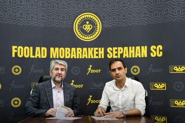  امضای قرارداد جمشیدیان و ربانی با سپاهان